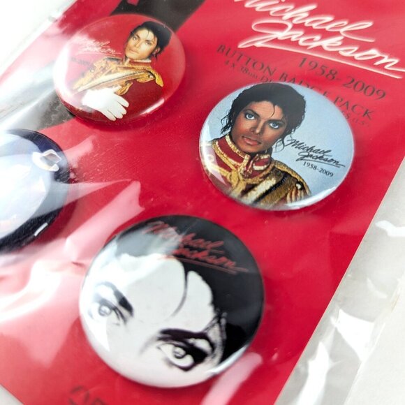NEW Michael Jackson Memorial Button Badge 4pk - Picture 3 of 4